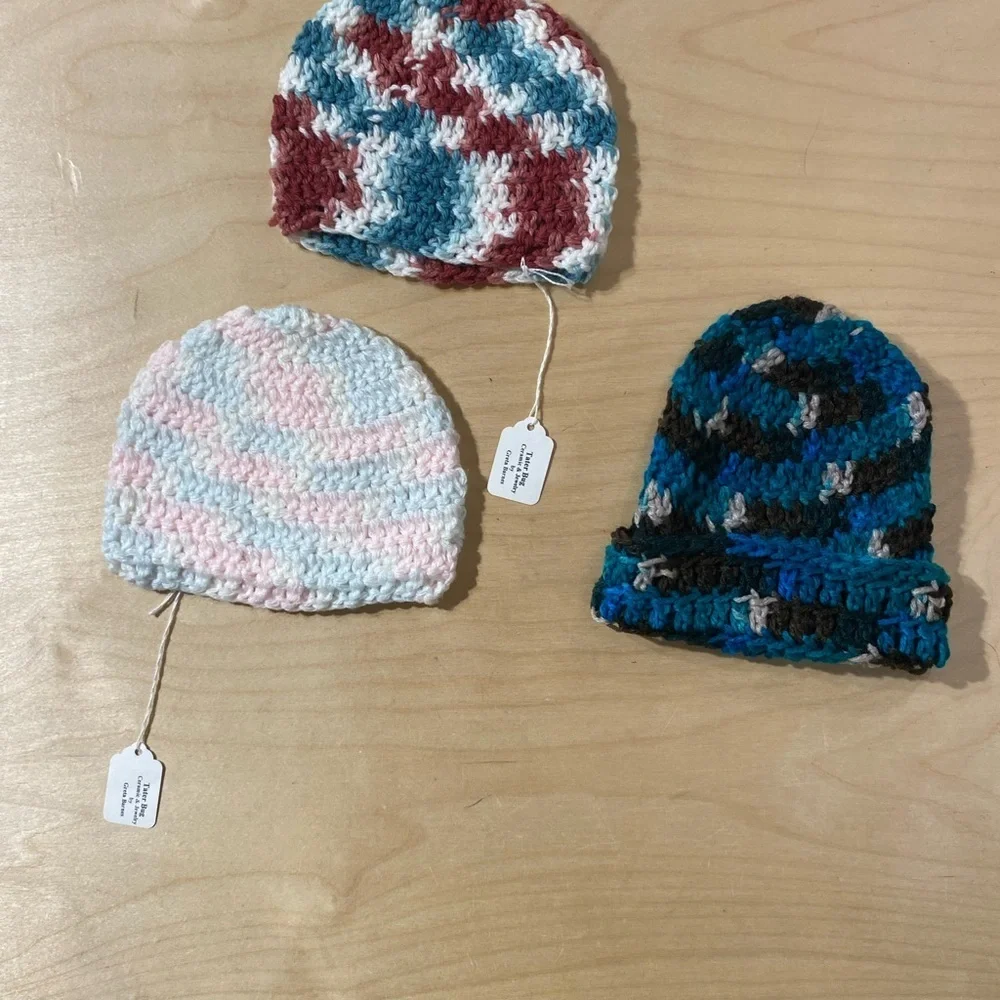 Handmade Multicolor Crochet Beanie Set for Kids (QG)